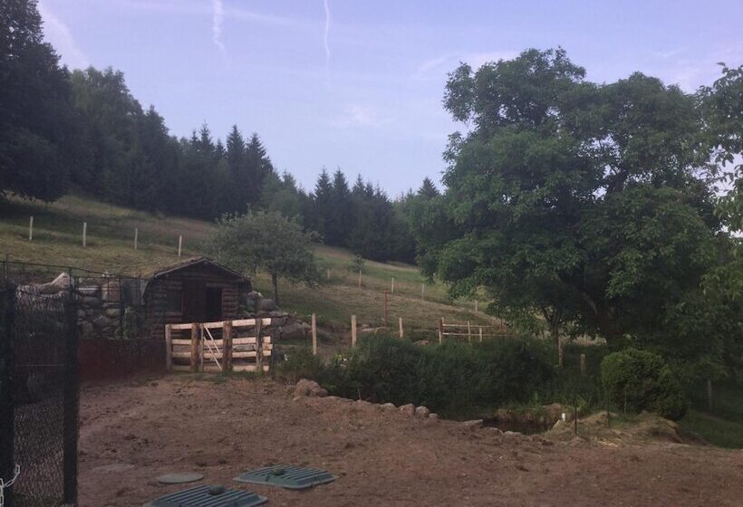 La Ferme De Là Haut B&b