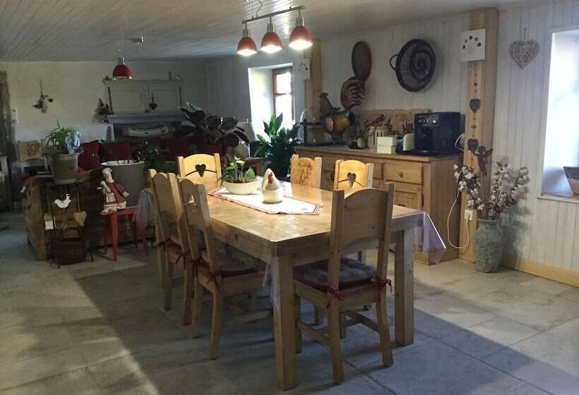 La Ferme De Là Haut B&b
