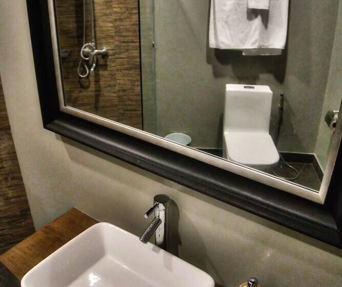 Mahi Mahi Dive Resort