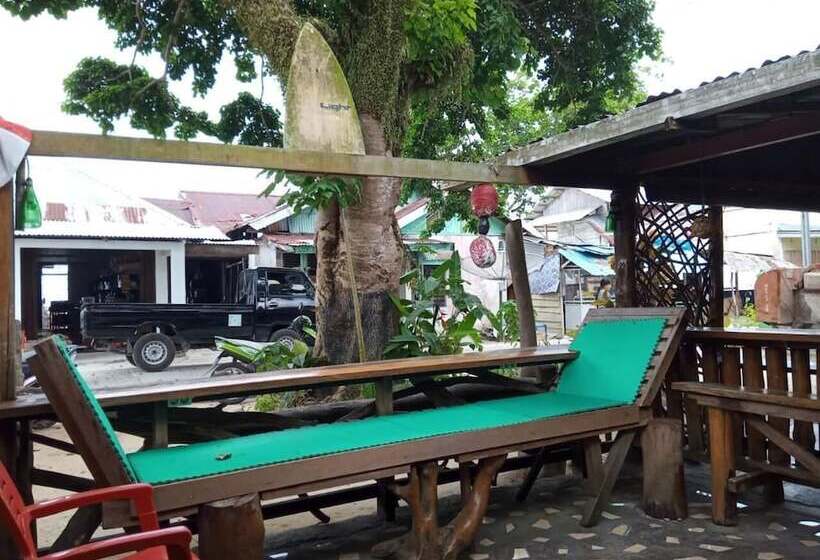 Mentawai Bagus Hostel
