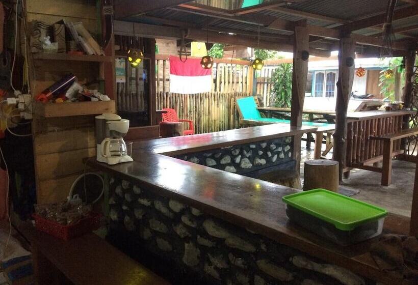 Mentawai Bagus Hostel