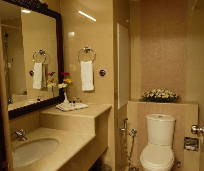 Oxygen Resorts Alleppey