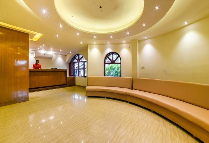 Oyo 16096 Flagship Purushottam Hotel Mapusa