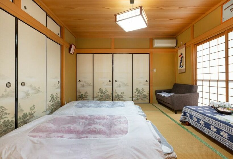 פנסיון Abbeyroad Inn Seika