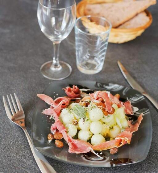 膳宿费 Au Château De Villelongue B&b