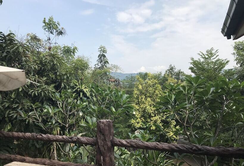 Panzió Ban Hlung Khao Adventure