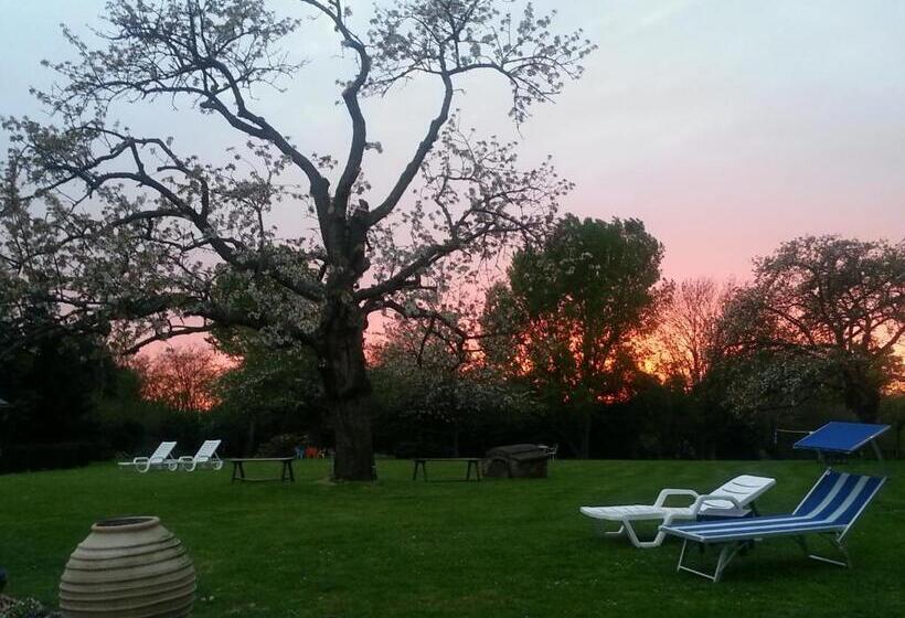 펜션 B&b Le Clos Aux Masques