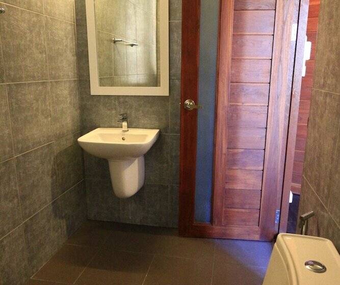 بنسيون Botanic Garden Nan Guest House