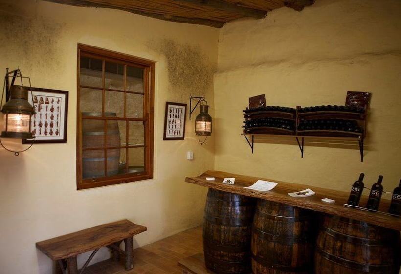 פנסיון Bushmanspad Estate