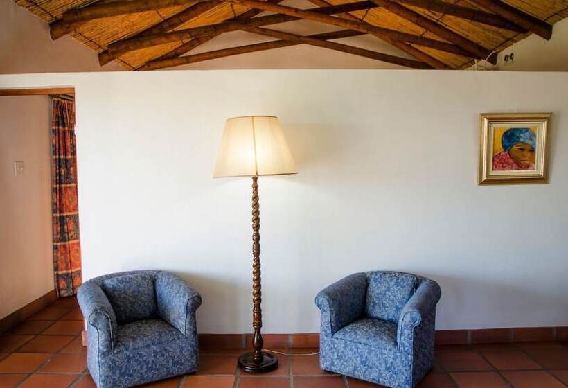 ペンション Bushmanspad Estate