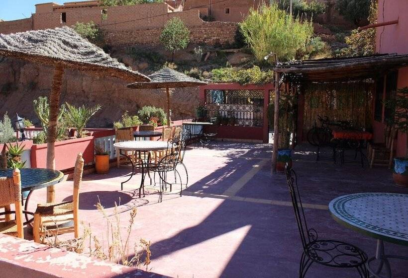 פנסיון Cascades Dades