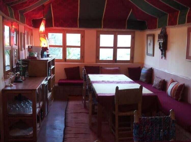 بنسيون Dar Isselday