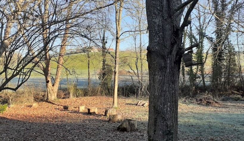 פנסיון Domaine Pastel