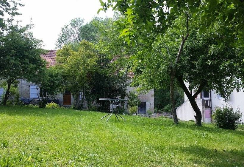 بنسيون Domaine Pastel