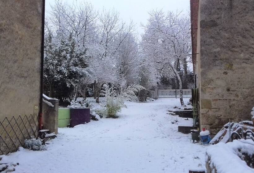 بنسيون Domaine Pastel