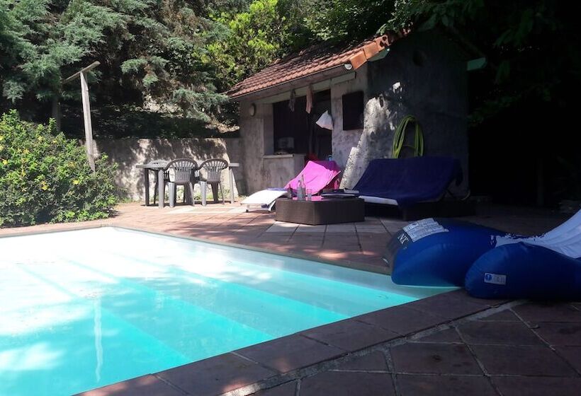 ペンション En Plein Coeur De La Forêt