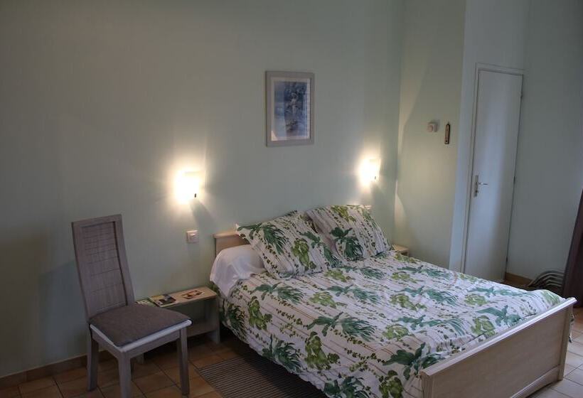 Пансион Gite Du Chateau De Mecquignies