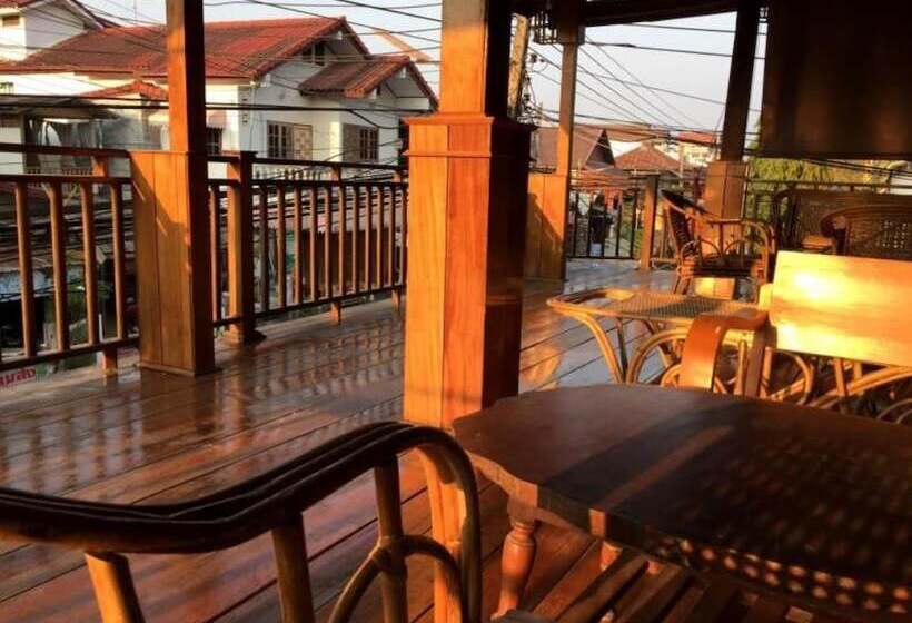 פנסיון Huan Kum Huk