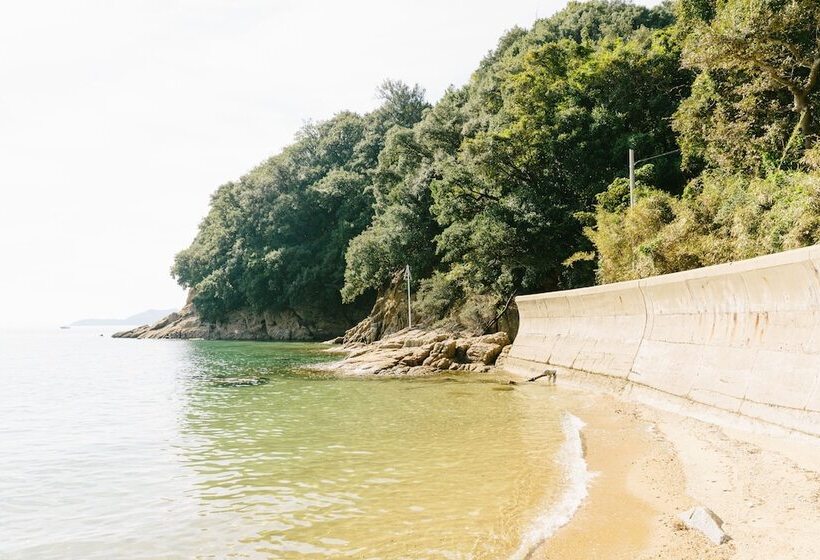 ペンション Ile D’or Café & Guest House