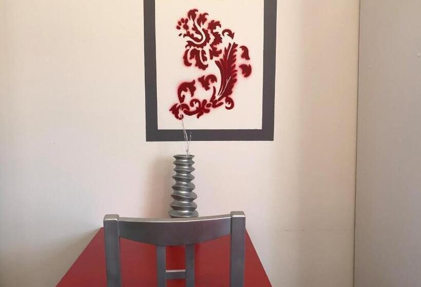 פנסיון La Vallée Des Noyers