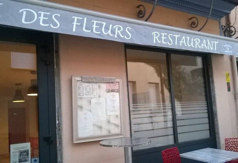 פנסיון Le Café Des Fleurs Chambres D Hôtes