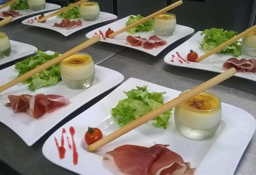 פנסיון Le Café Des Fleurs Chambres D Hôtes