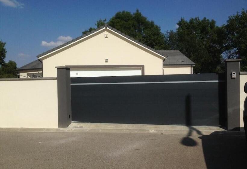 פנסיון Le Clos De La Bergerie