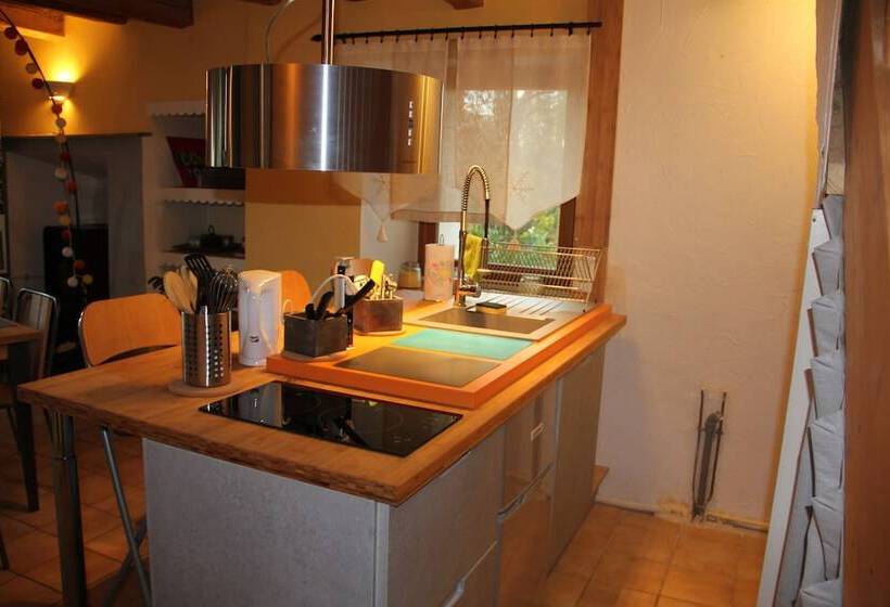 פנסיון Le Clos Des Frasses