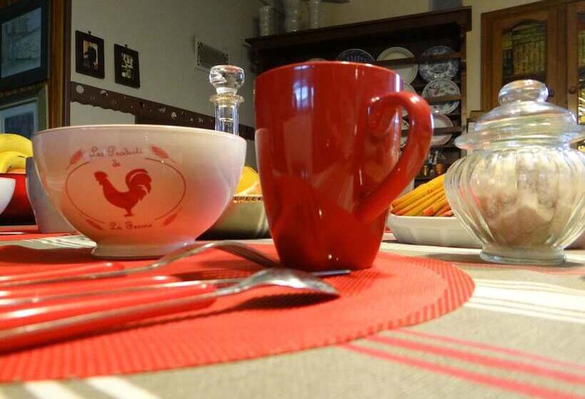 膳宿费 Le Grillage A Poules