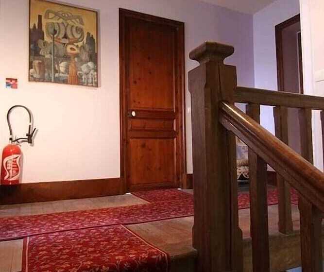 بنسيون Les Tourelles De Thun