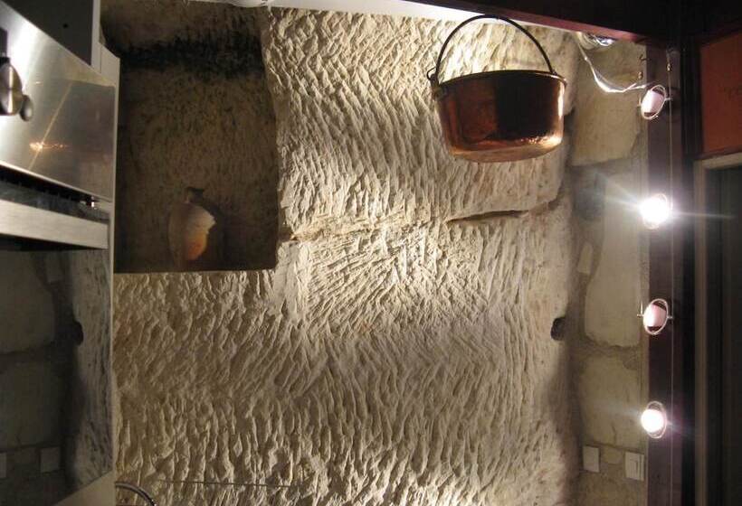 بنسيون Les Troglos De Beaulieu