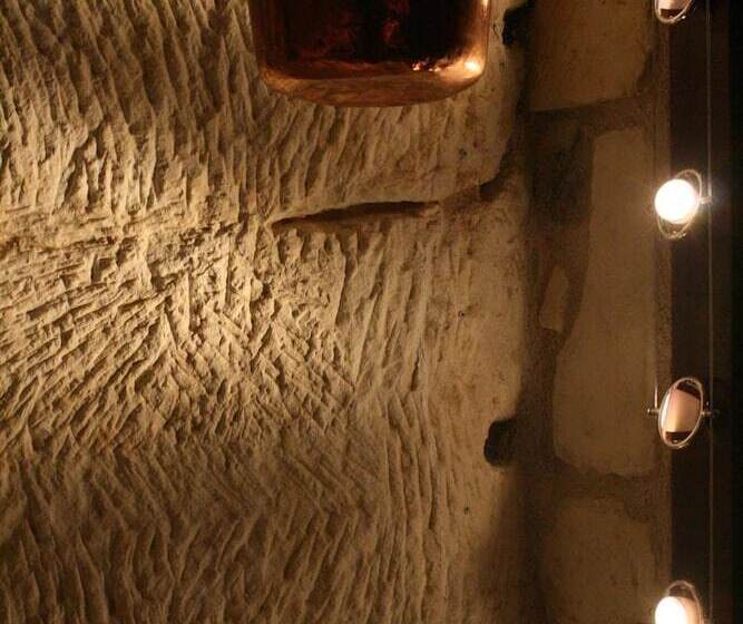 بنسيون Les Troglos De Beaulieu