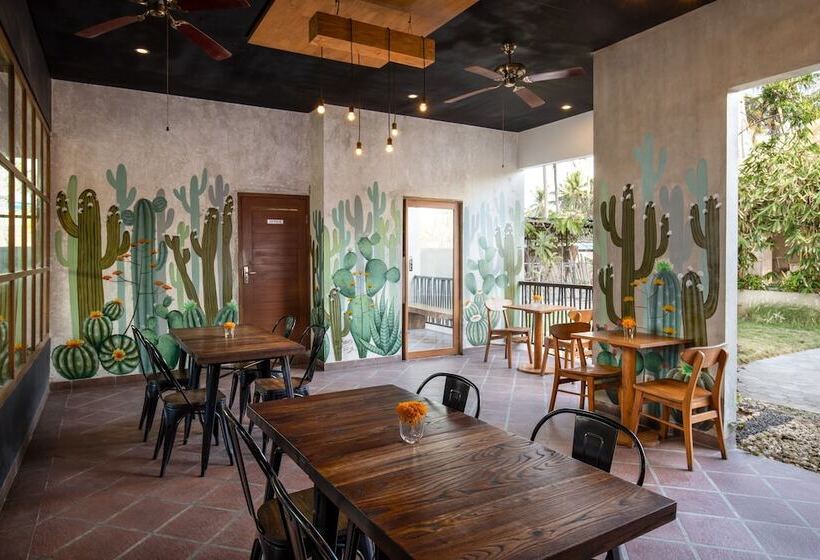 פנסיון Nusa Majesty