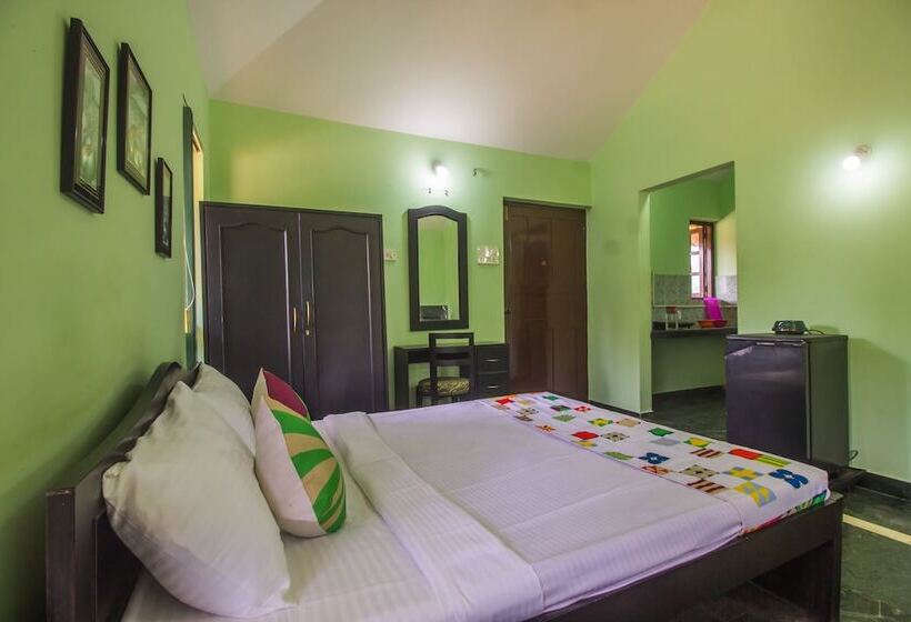 Pensão Oyo Home 18328 Green View Studio