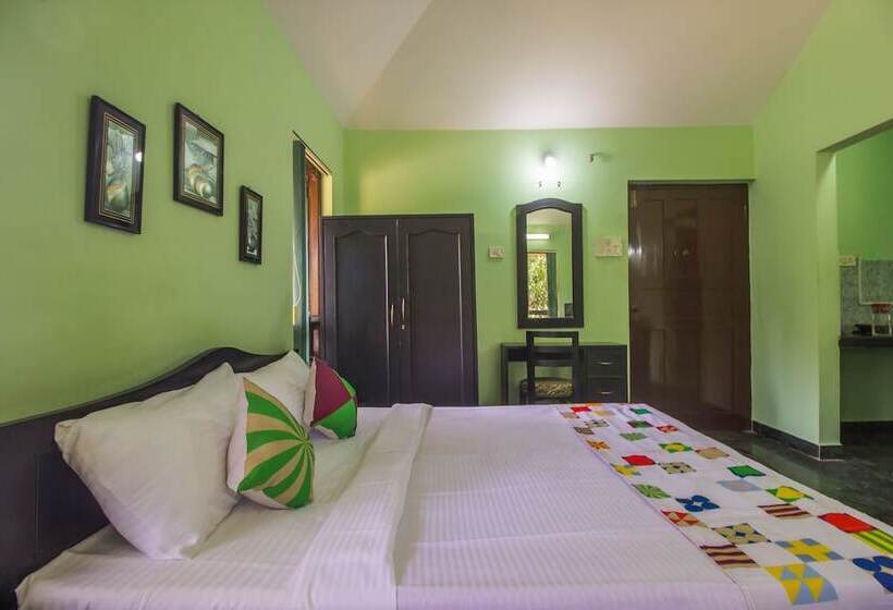 Pensão Oyo Home 18328 Green View Studio