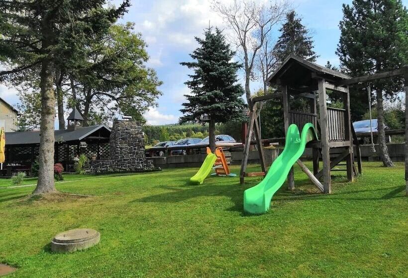 Panzió Penzion U Křížku