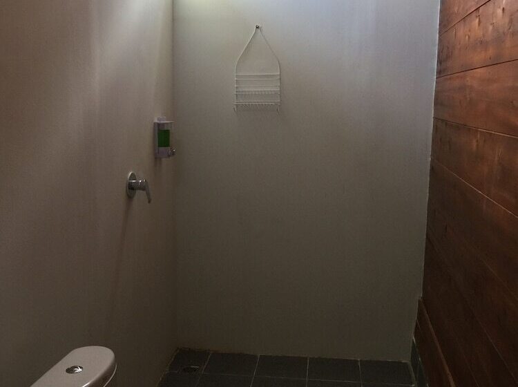 פנסיון Tanah Penida Bungalows