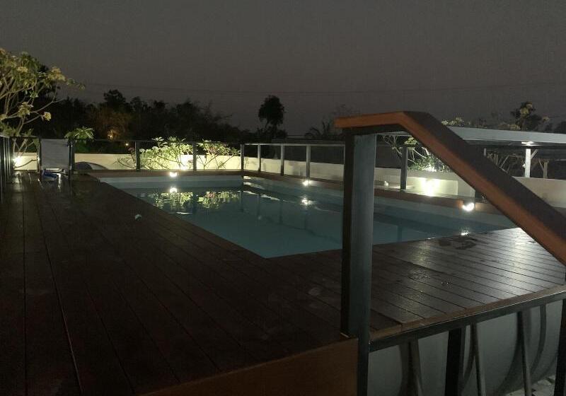 פנסיון Tanah Penida Bungalows