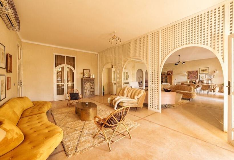 پانسیون The Gardener's House