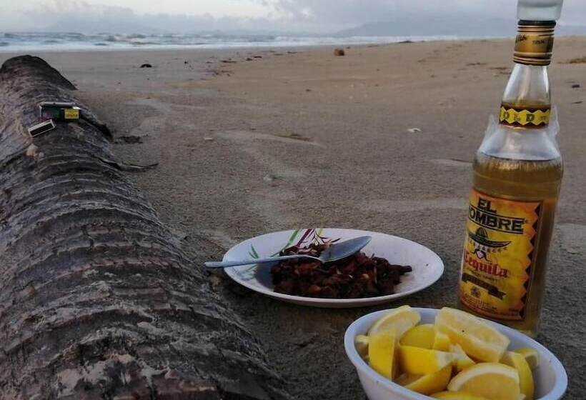 پانسیون Villa Encantador Resort