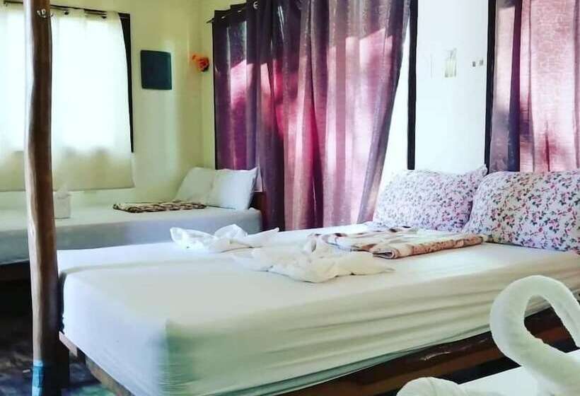 پانسیون Villa Encantador Resort