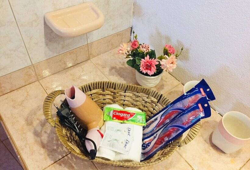 펜션 Villa Subuthi