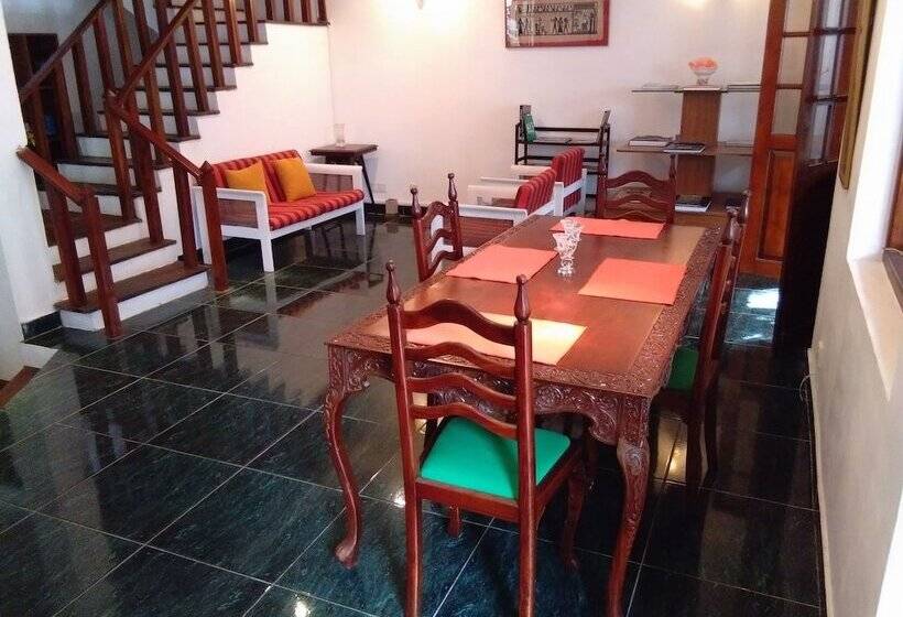 펜션 Villa Subuthi