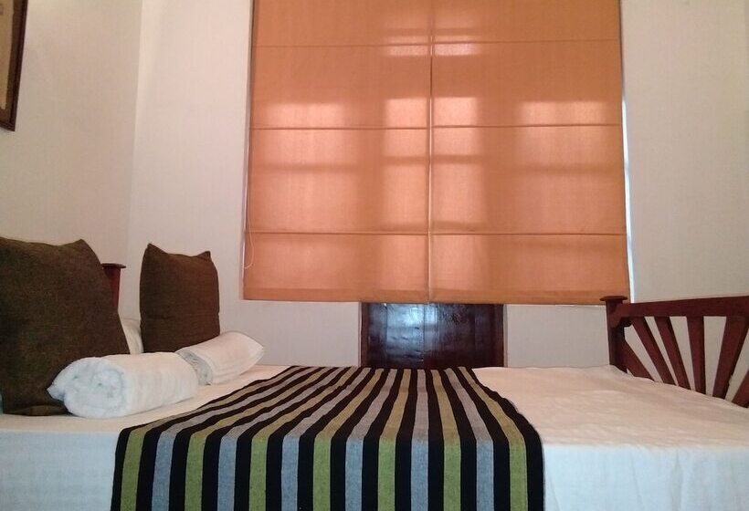 펜션 Villa Subuthi