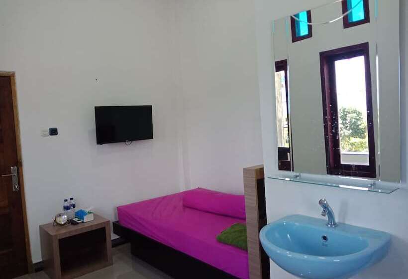 بنسيون Wakatobi Dive Inn