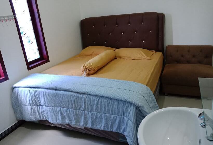 بنسيون Wakatobi Dive Inn