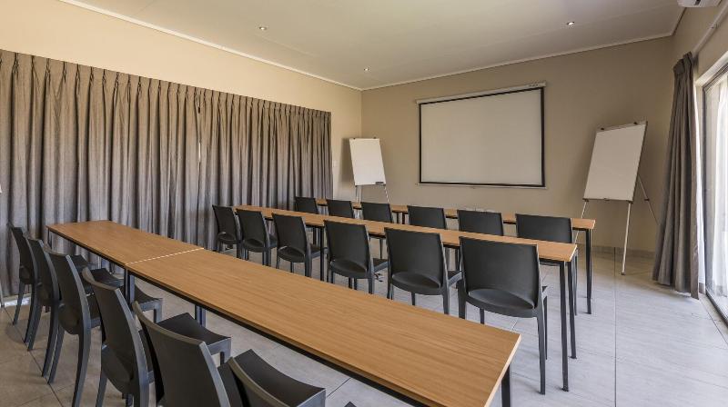 Pofadder Hotel By Country Hotels