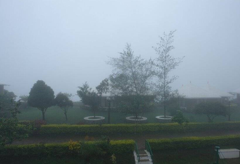 Thrisangu Haven Hill Resort