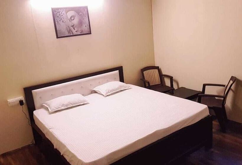 Swachh Room   Hostel