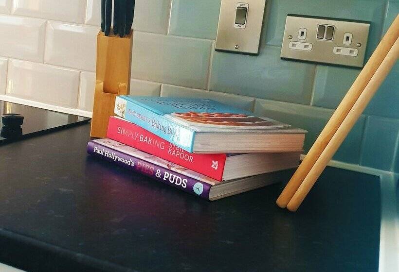 The Baptist Chapel   9